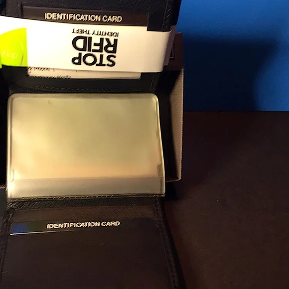 DAYLOGIC FOR MEN GENUINE LEATHER TRIFOLD WALLET STOP RFID IDENTITY THEFT NEW - Picture 3 of 5